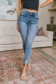 Judy Blue Mid Rise Cool Relaxed Jeans